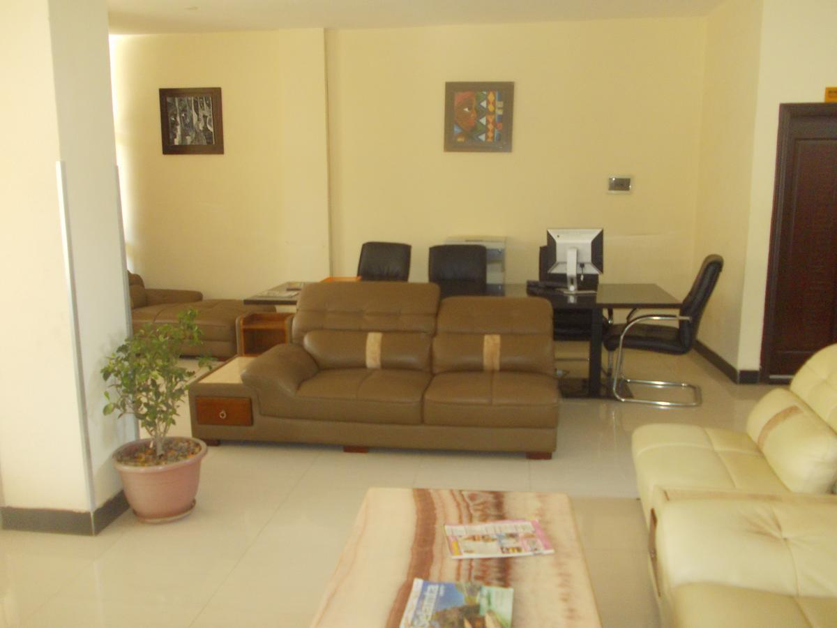 Asinuara Hotel Bahir Dar Exterior photo