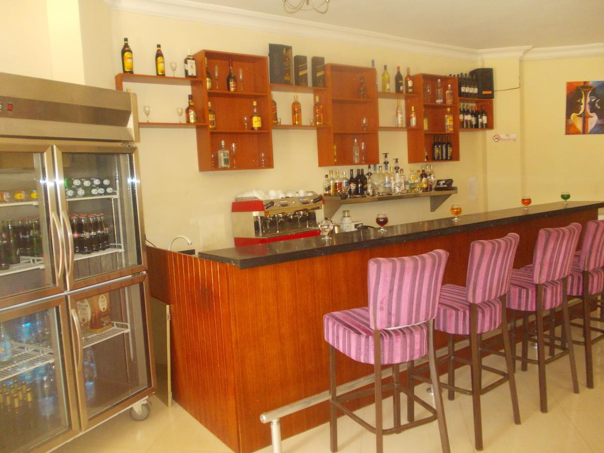 Asinuara Hotel Bahir Dar Exterior photo