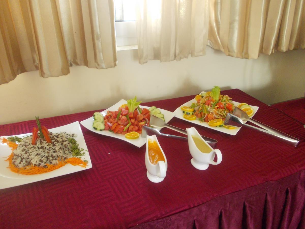 Asinuara Hotel Bahir Dar Exterior photo