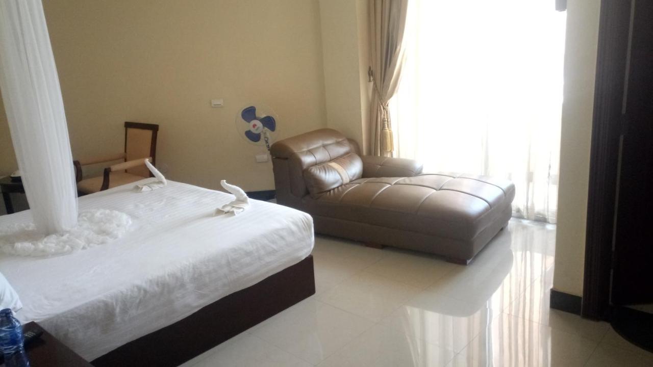 Asinuara Hotel Bahir Dar Exterior photo