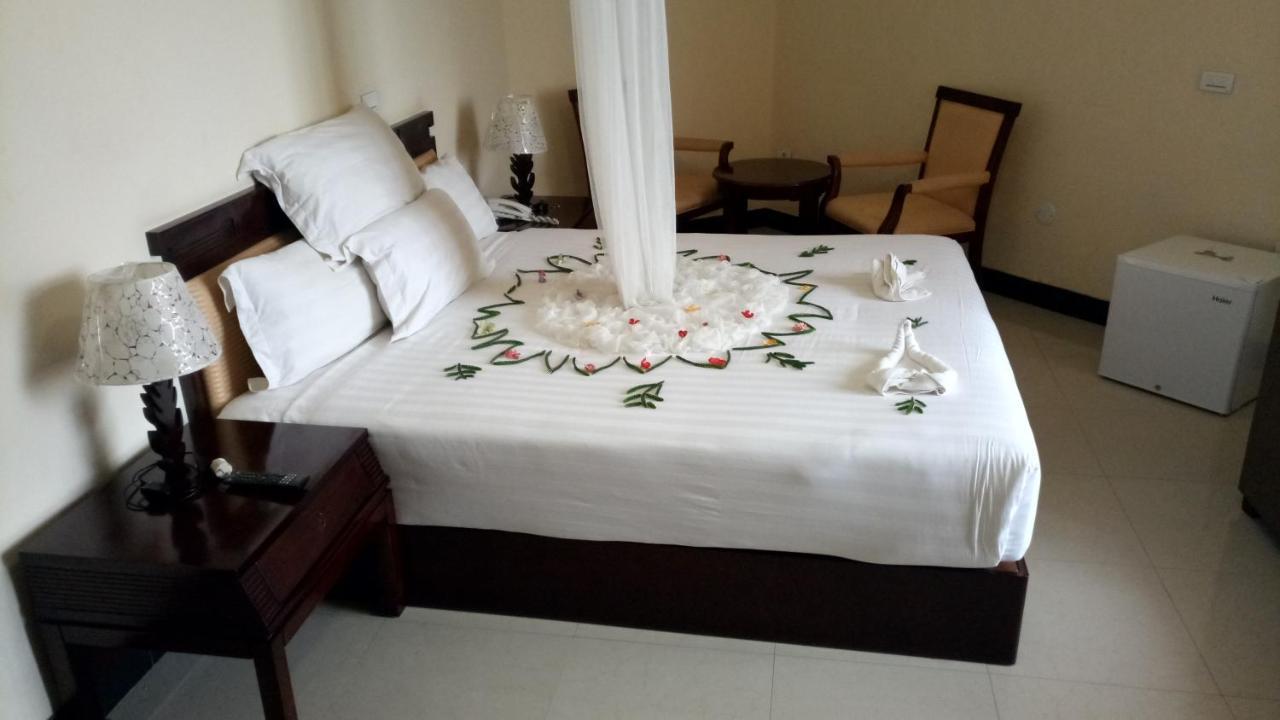 Asinuara Hotel Bahir Dar Exterior photo